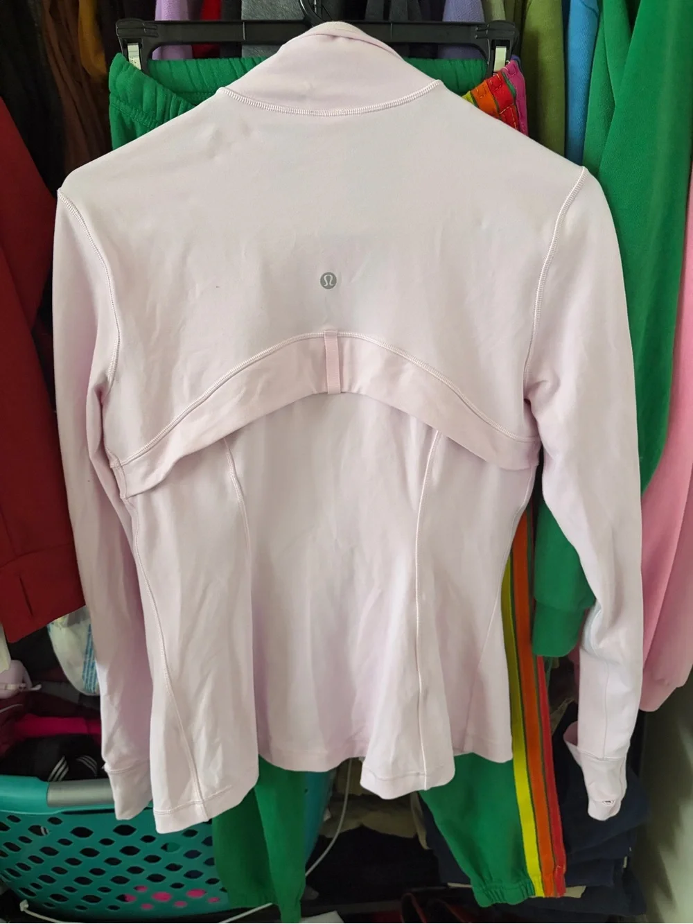 Lululemon jacket size 8 light pink good condition